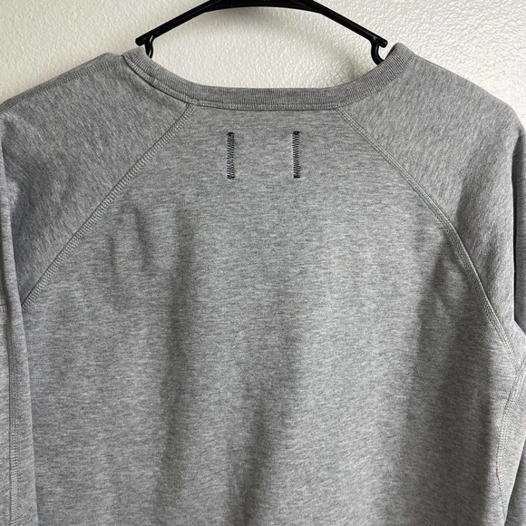 Adidas Reigning Champ Womens Sweatshirt Medium Gray Crewneck Pullover Athletic - Picture 10 of 12